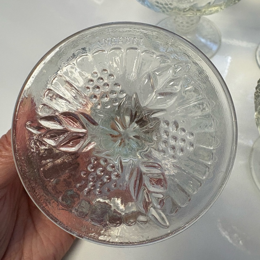 William Sonoma vintage molded glass compote sorbet bowls set of 4 France - Picture 5 of 5